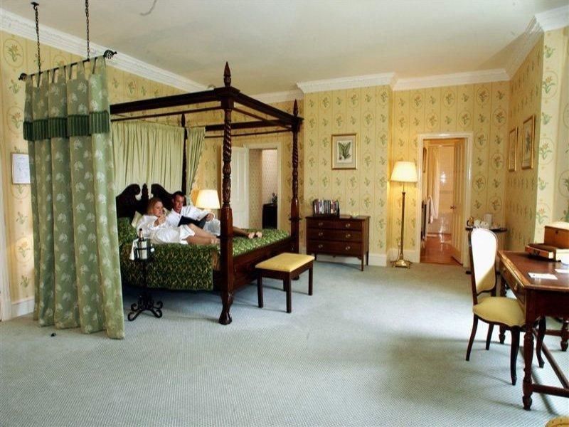 Eastwell Manor, Champneys Hotel & Spa Ашфорд Екстер'єр фото